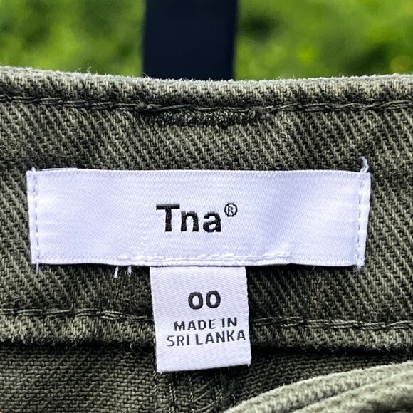 Aritzia Tna Greenwich Denim Cargo Pants in Gd Fatigue Green Size 00 - Picture 4 of 9